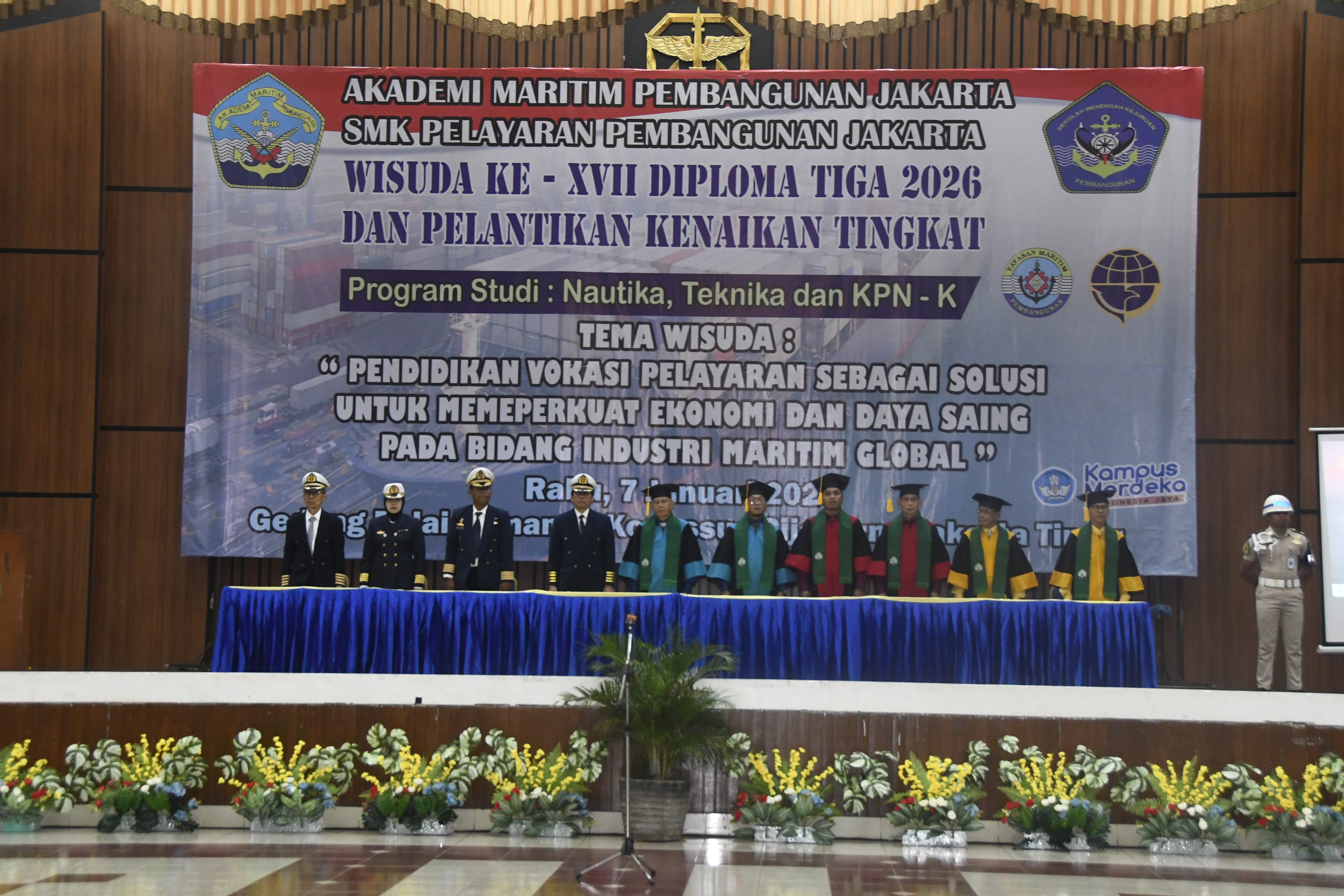 Wisuda XVII